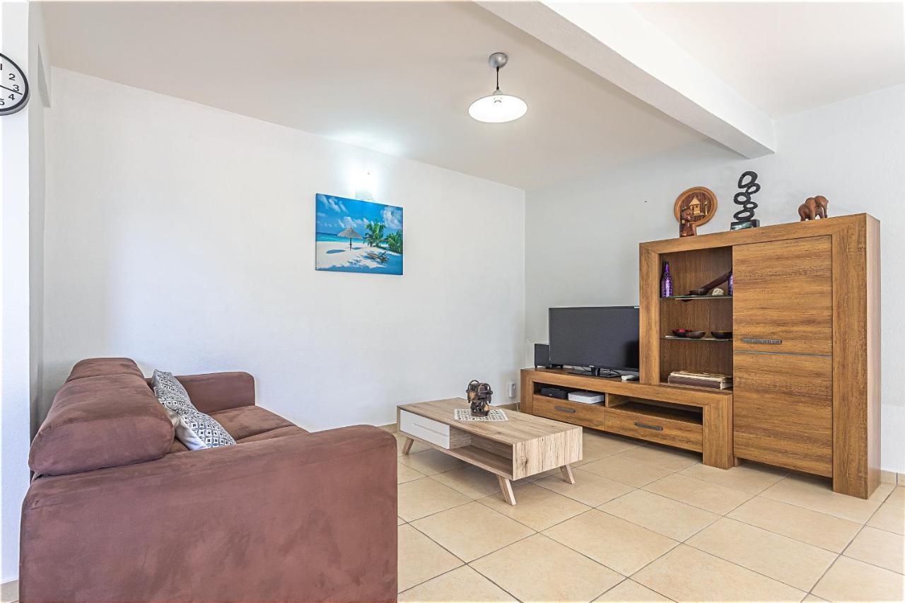 Appartement Chez Gerty Et Jocelyn Le Moule